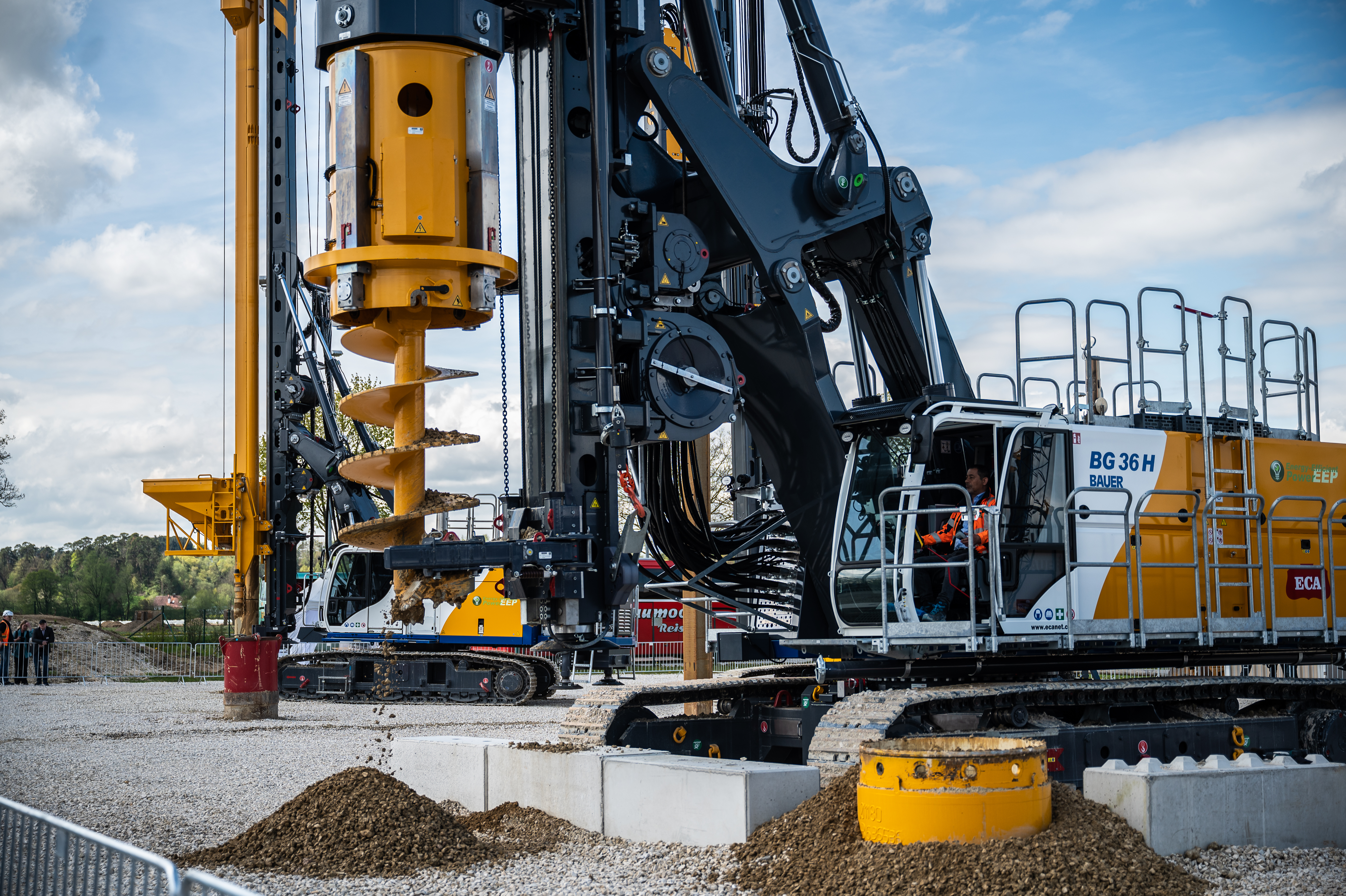 Bauer Maschinen ofrece soluciones para la ingeniería civil especializada